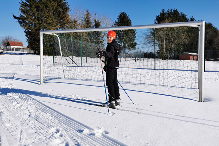 Sportplatz im Winter in Frauenwald © Ilmenau kreativ erleben