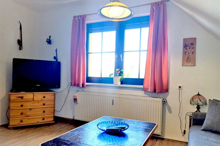 Ferienwohnung und Privatzimmer Firn